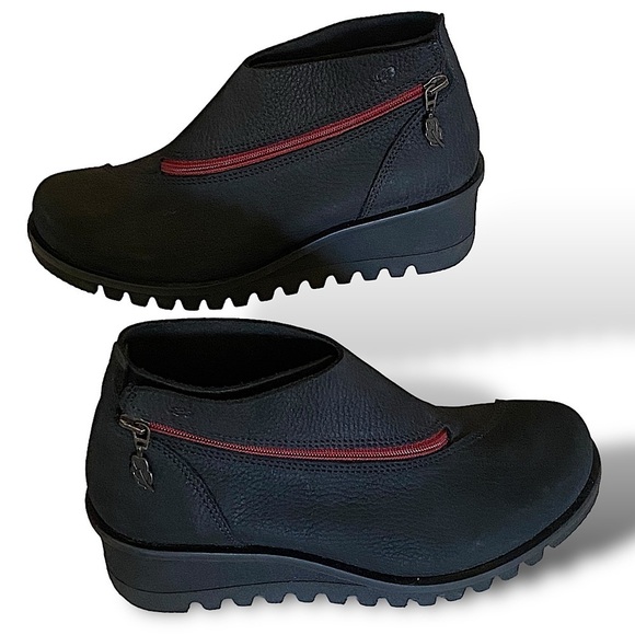 LOINTS OF HOLLANDER Low Wedge Lug Boot Lightning Black Nubuck Leather Re… - Picture 1 of 17